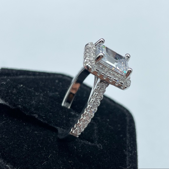 925 Sterling Silver Emerald Cut Diamond Ring 6 - Picture 7 of 12